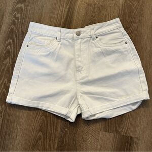 Refuge Women's Cream Jean Shorts